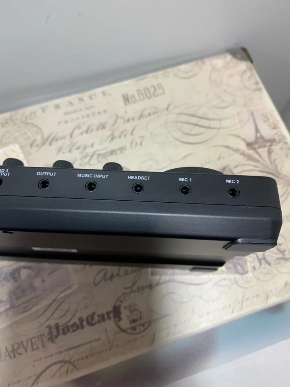 Maono Maonocaster Lite AU-AM200 Podcast Console